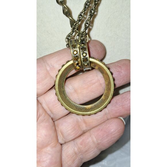 A Women's Bronzy Brass Steampunk Statement Necklace Ornate Quirky Chain - Picture 3 of 11